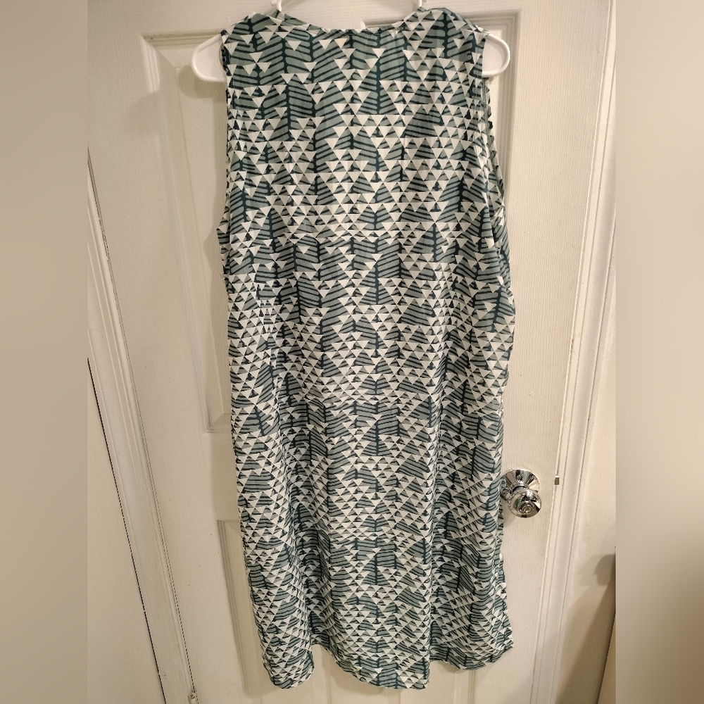 Women's Lula Roe Duster - Picture 7 of 11